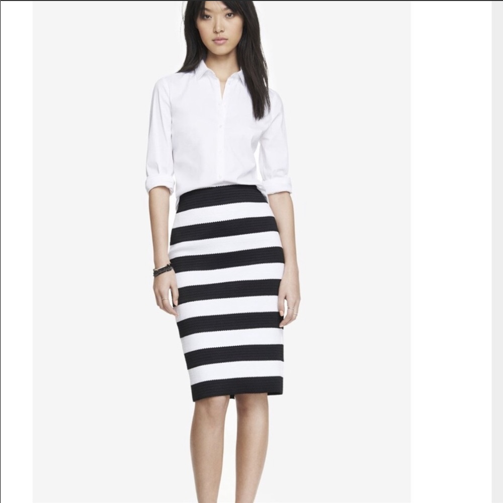 Black and white pencil skirt